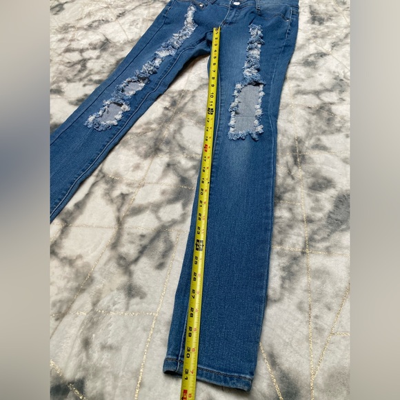 Fashion Nova Bold Statement Skinny Jeans - Picture 7 of 9